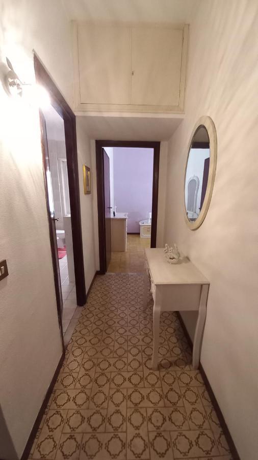 Appartamento Incantevole Al Centro Di Torvaianica Exteriér fotografie